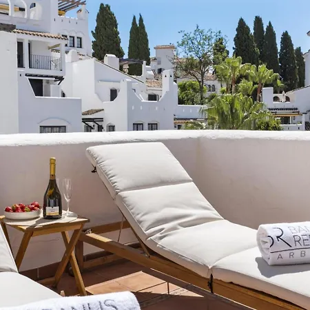 Lejlighed 3 Bedroom In Aldea Blanca Marbella